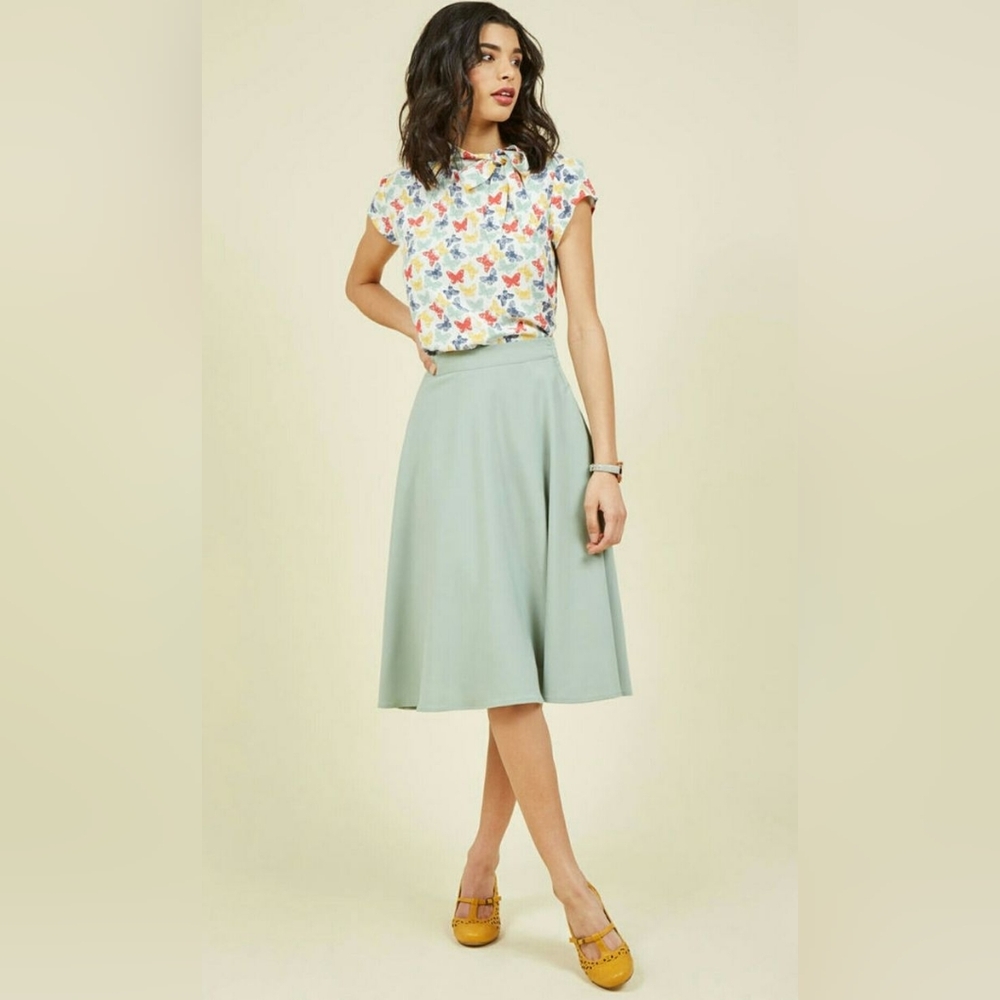 Modcloth Up And Amaze Butterfly Print Top 6 Small
